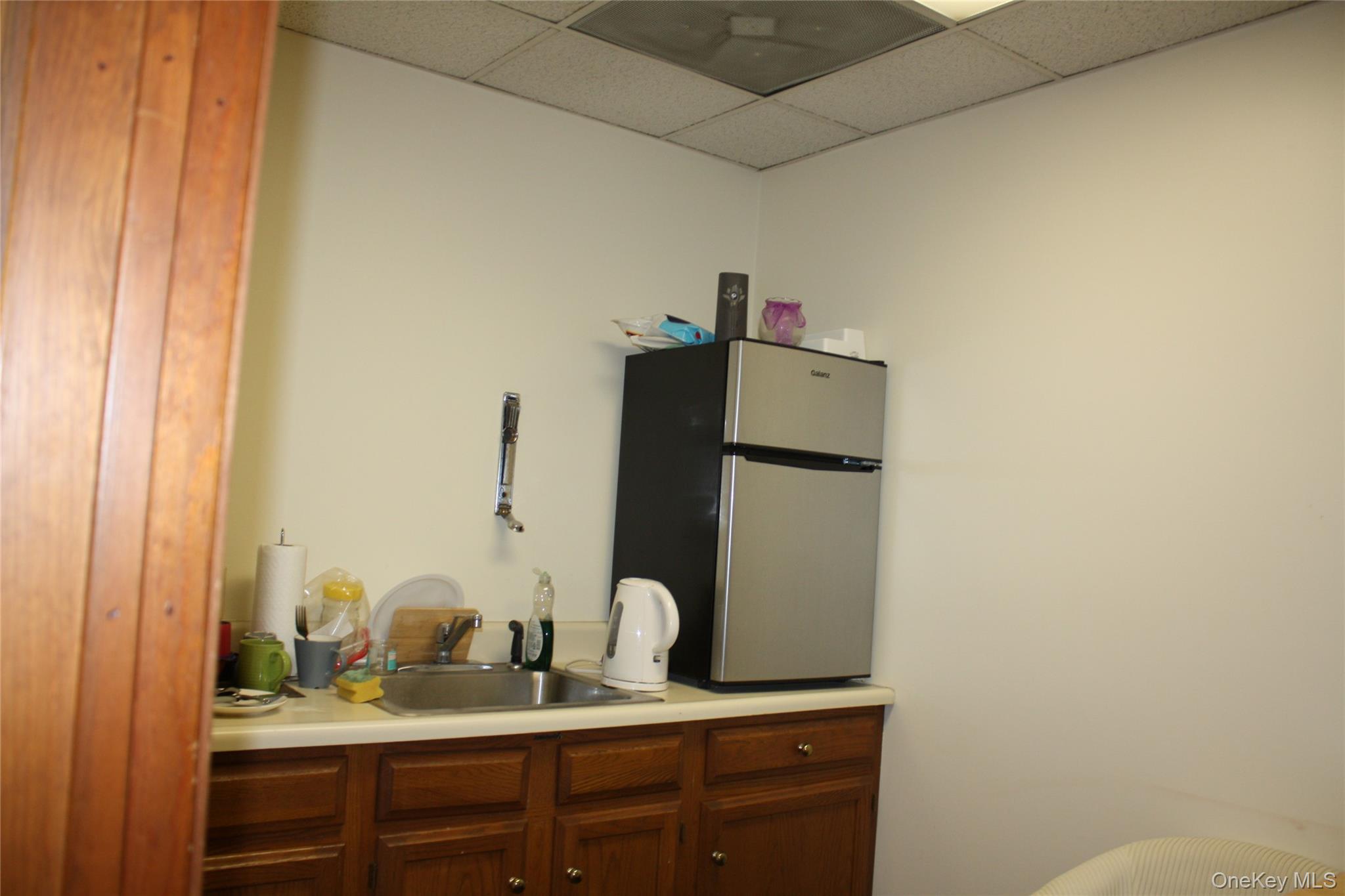 84 Front Street Suite H Property Photo 5