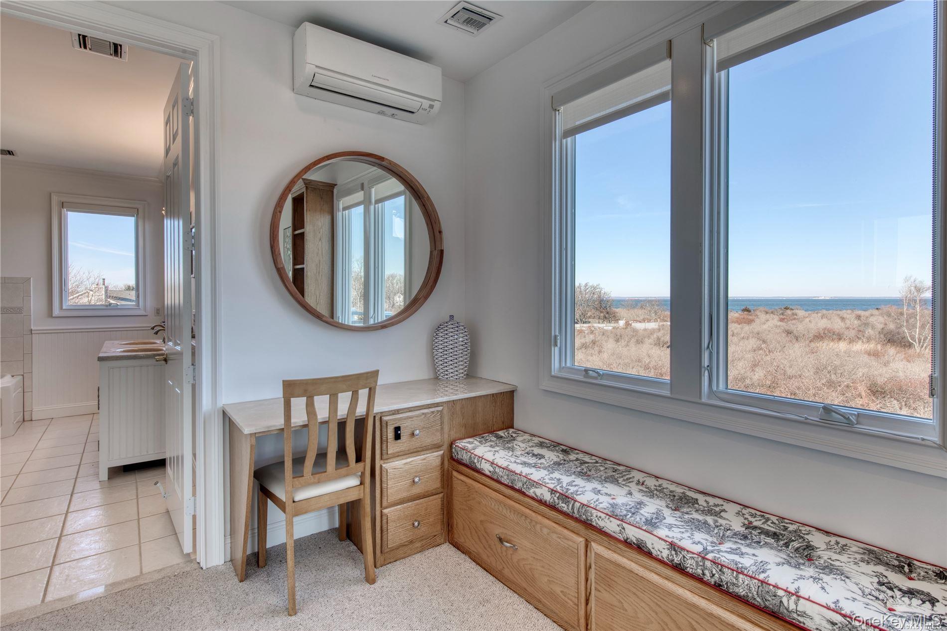300 Latham Lane Property Photo 10
