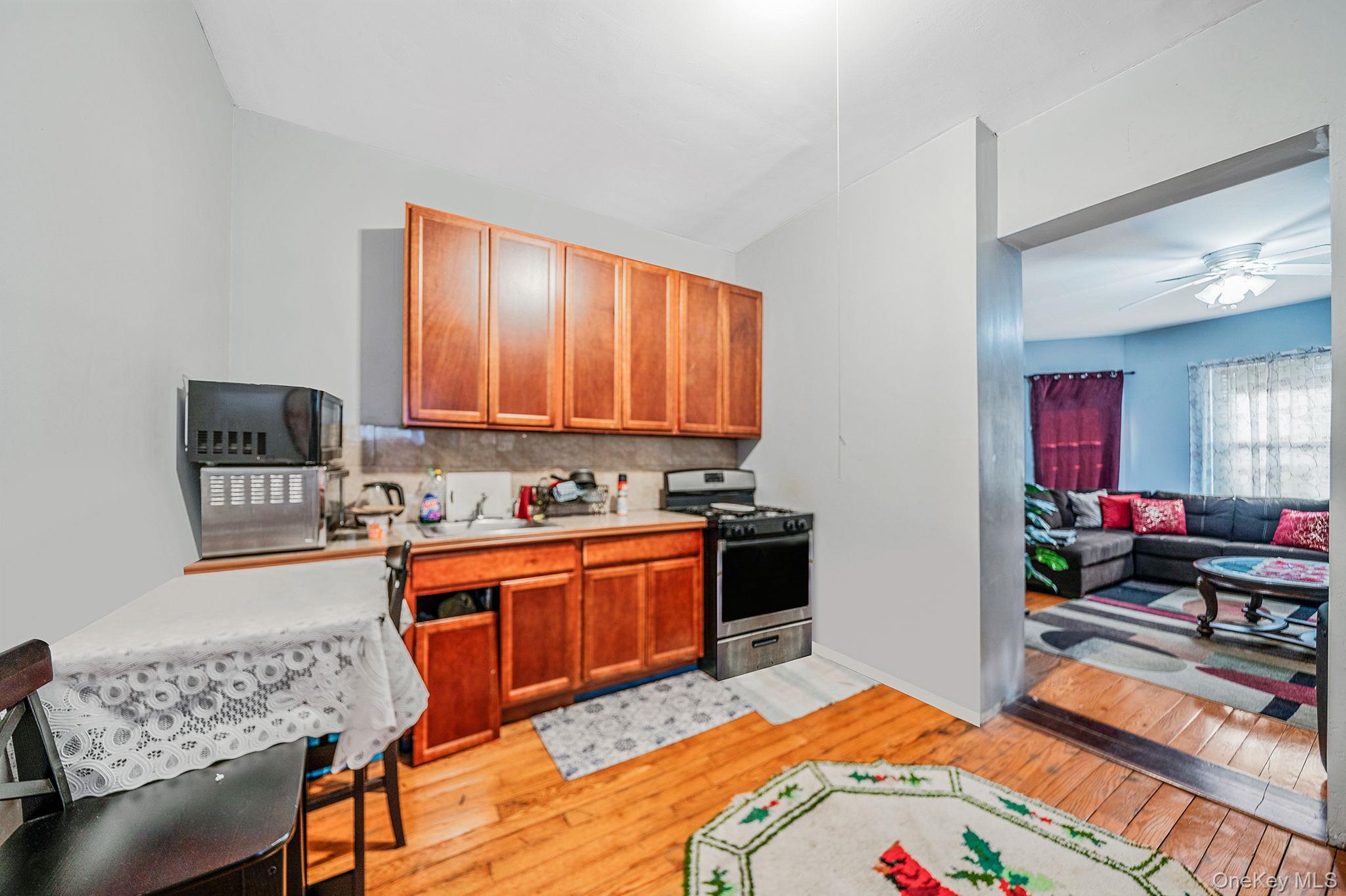 133 Franklin Avenue Property Photo 10