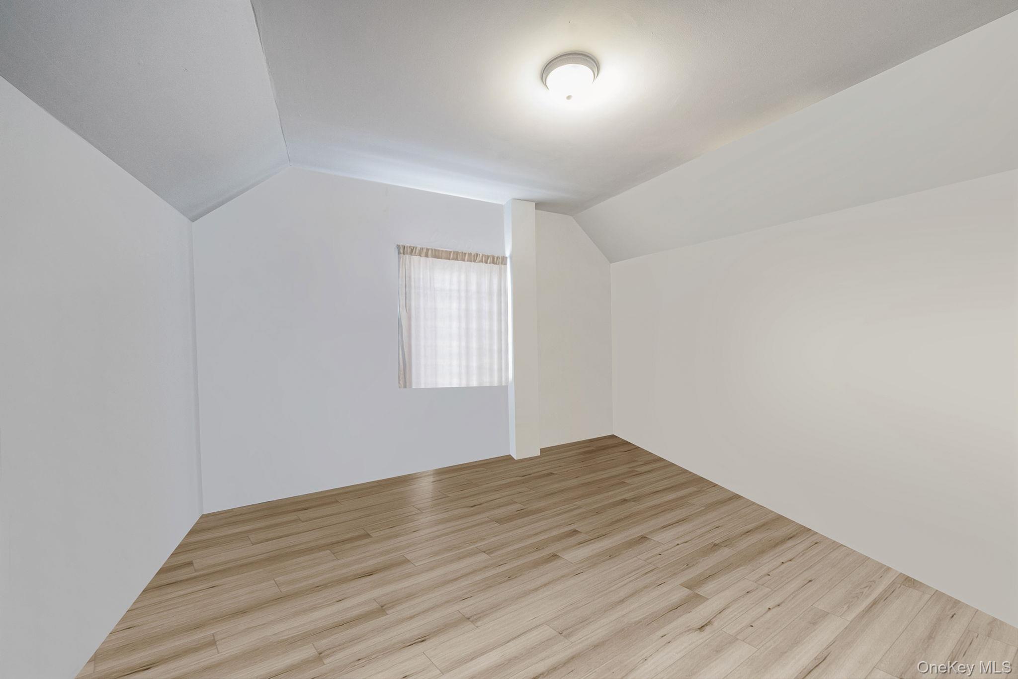 133 Franklin Avenue Property Photo 18
