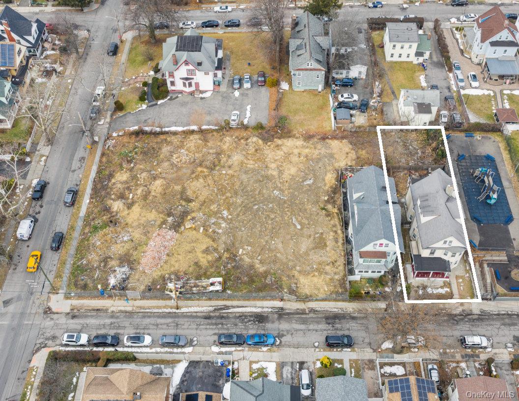 133 Franklin Avenue Property Photo 30