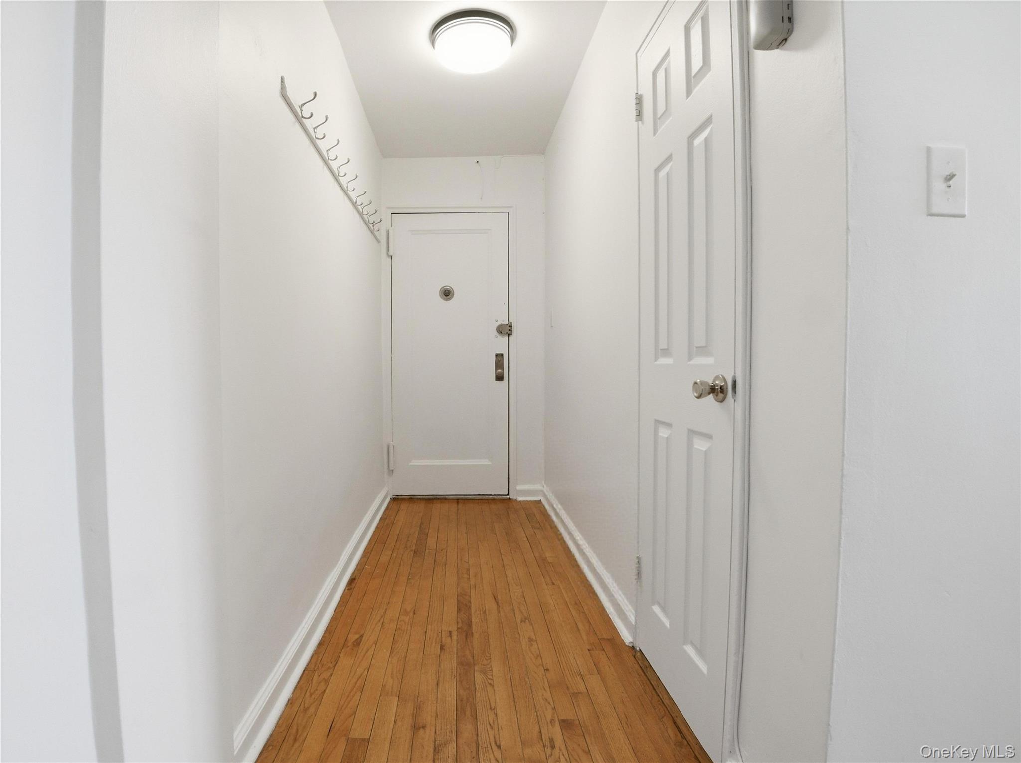 2090 Barnes Avenue 3g Property Photo 2