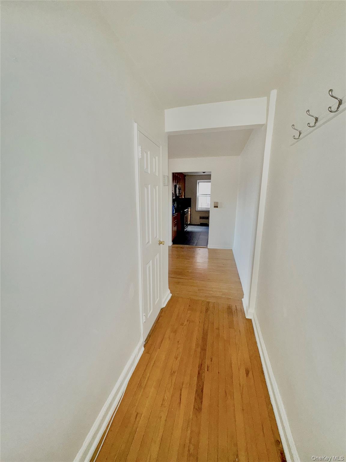 2090 Barnes Avenue 3g Property Photo 3