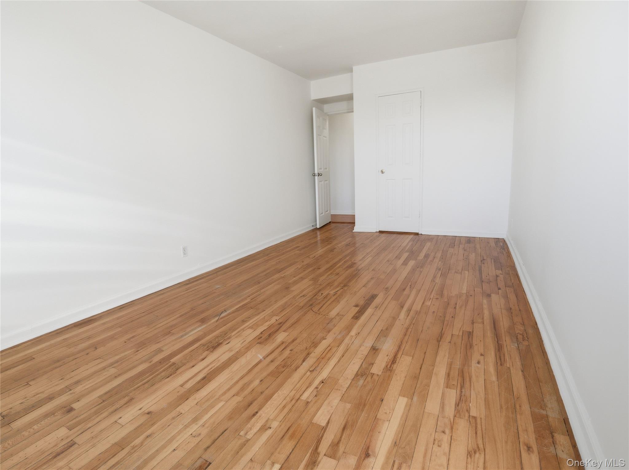 2090 Barnes Avenue 3g Property Photo 15
