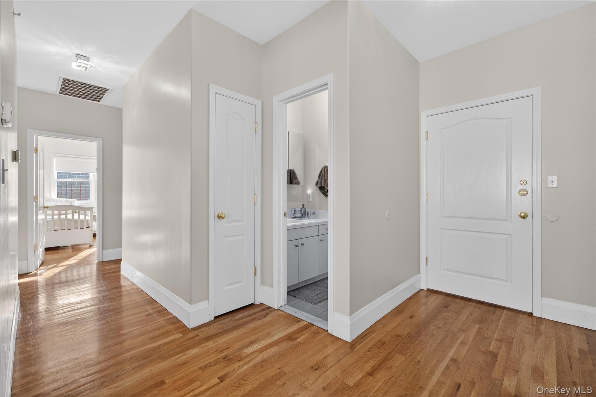 10 Lemberg Court 401 Property Photo 15
