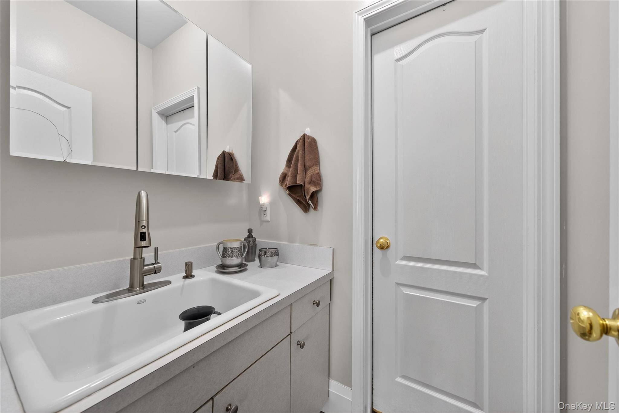 10 Lemberg Court 401 Property Photo 20
