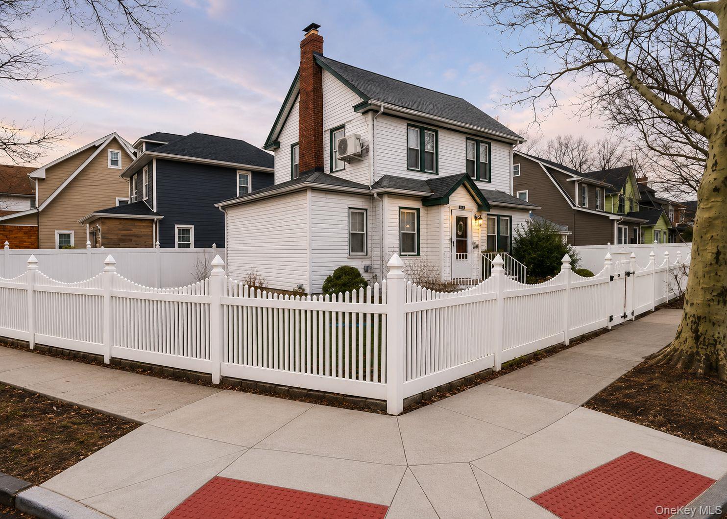 11202 Witthoff Avenue Property Photo 2