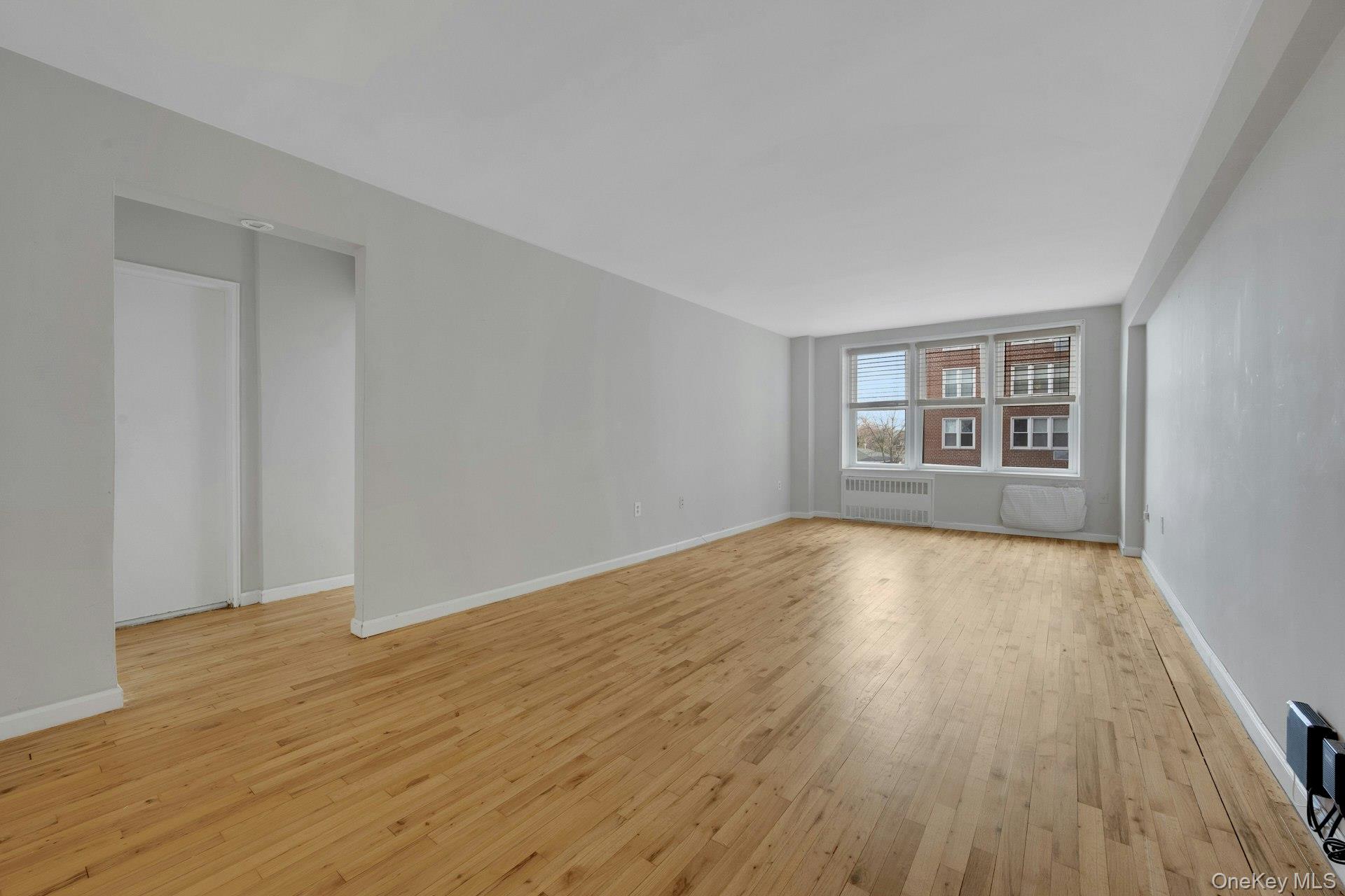 14 Westview Avenue 310 Property Photo 3