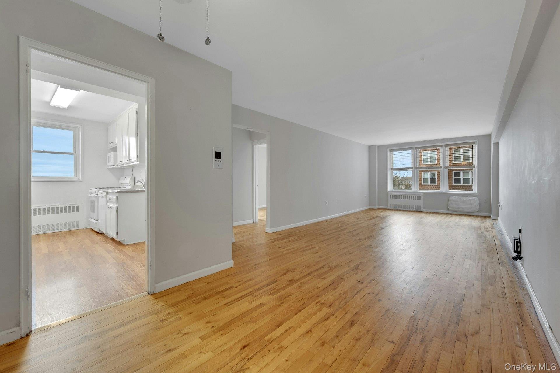 14 Westview Avenue 310 Property Photo 5