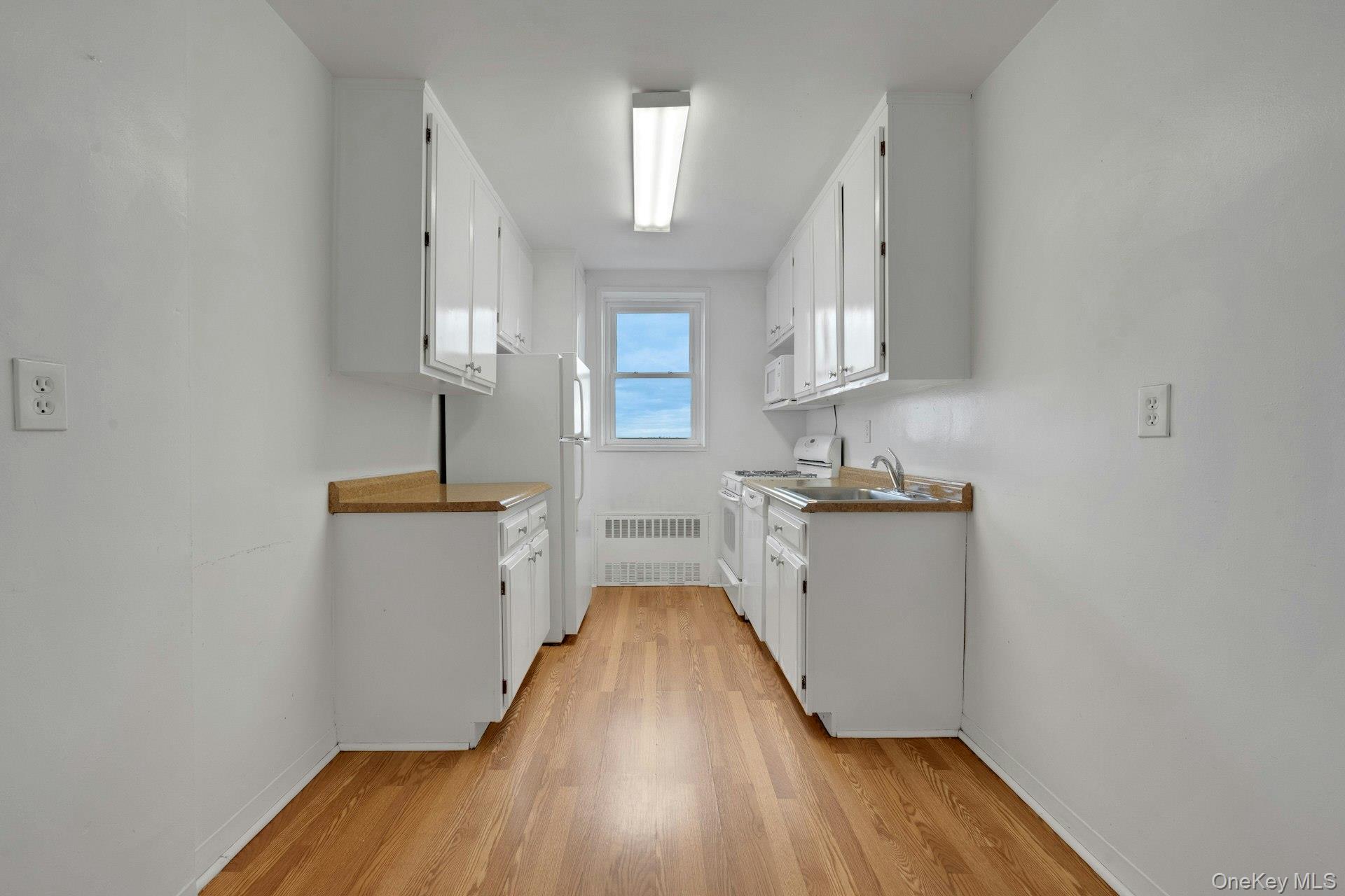 14 Westview Avenue 310 Property Photo 13