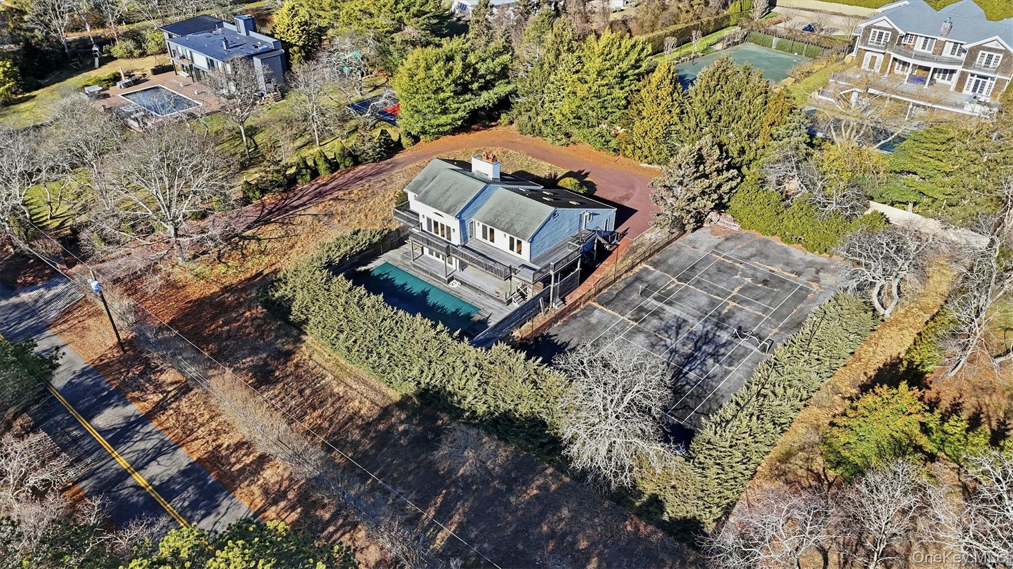 103 Middle Pond Road Property Photo 2