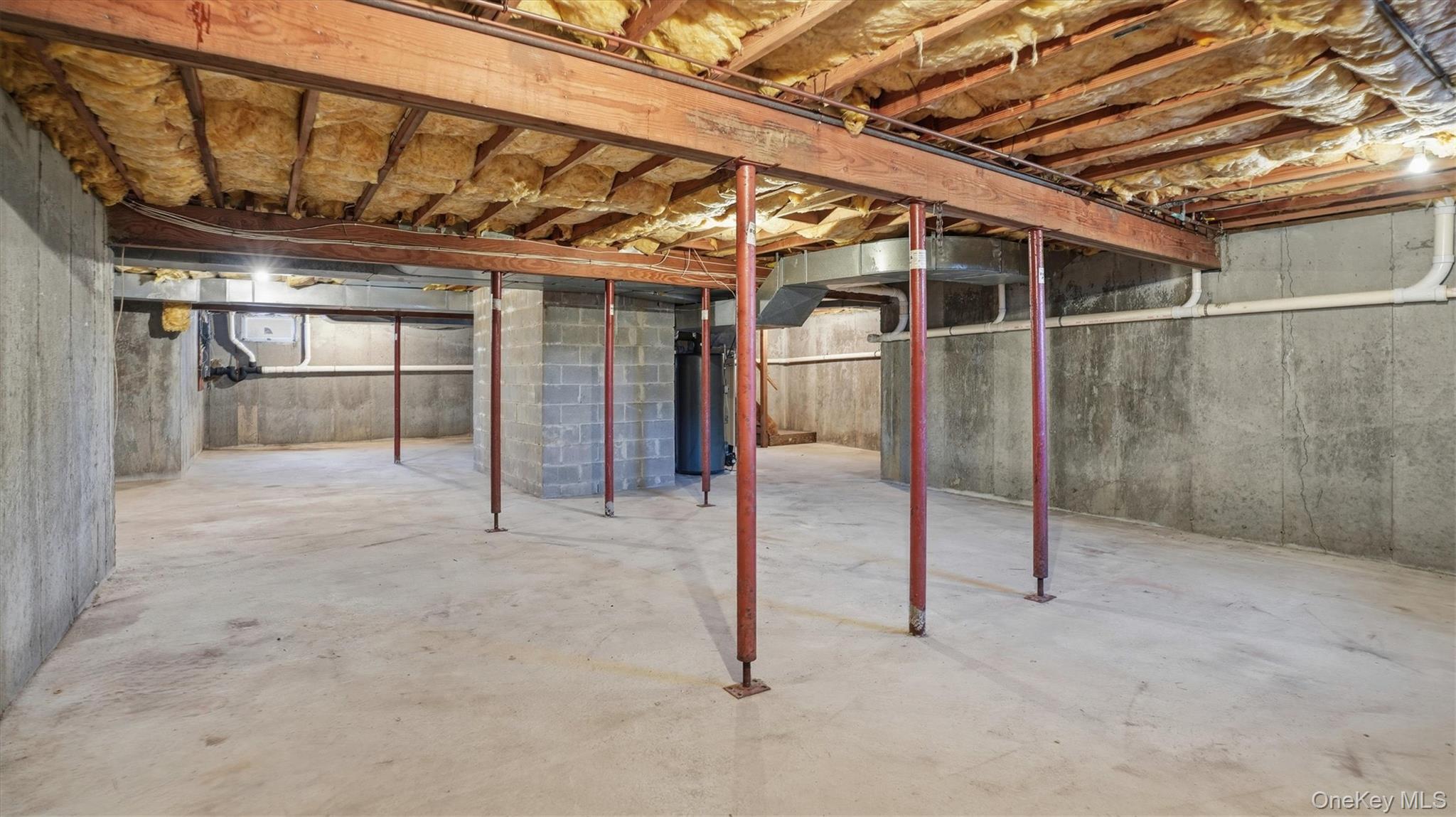 103 Middle Pond Road Property Photo 29