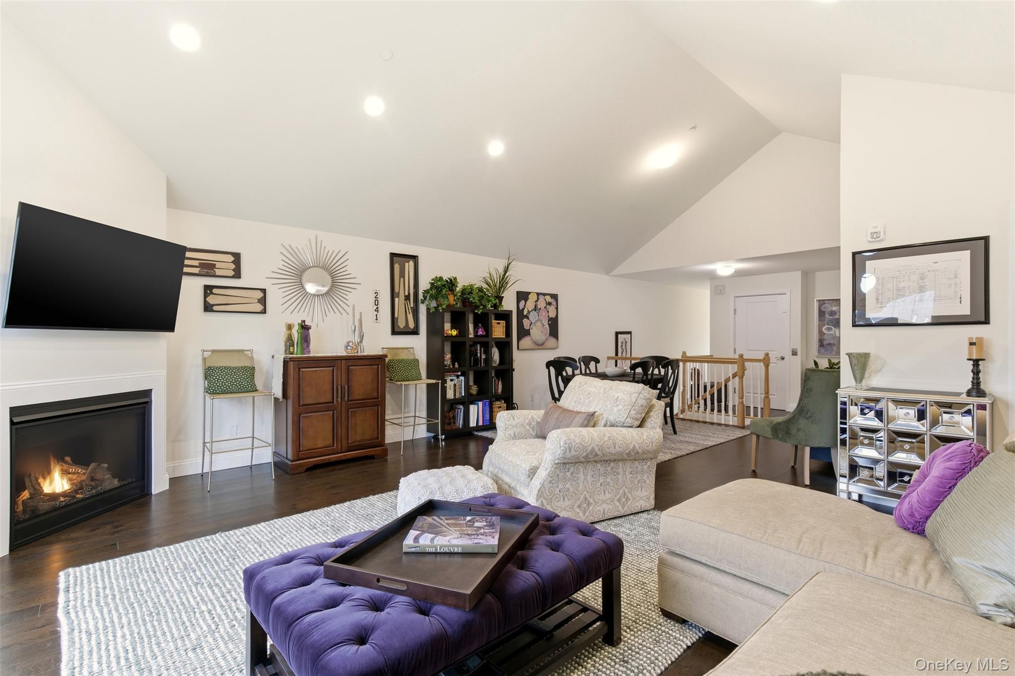 28 Steven Circle Property Photo 13