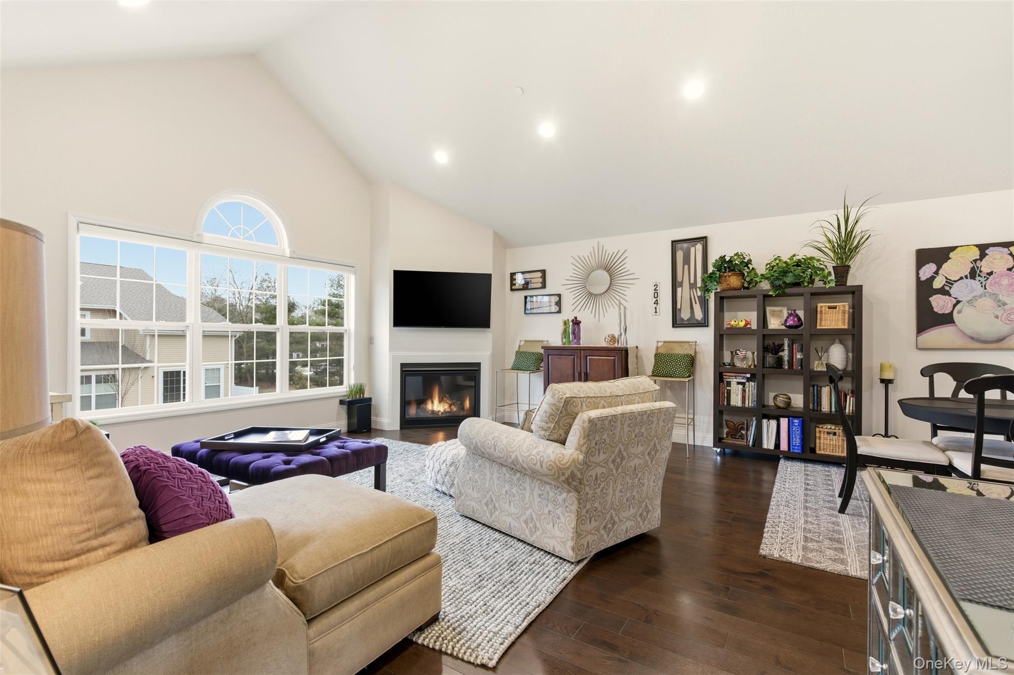 28 Steven Circle Property Photo 14
