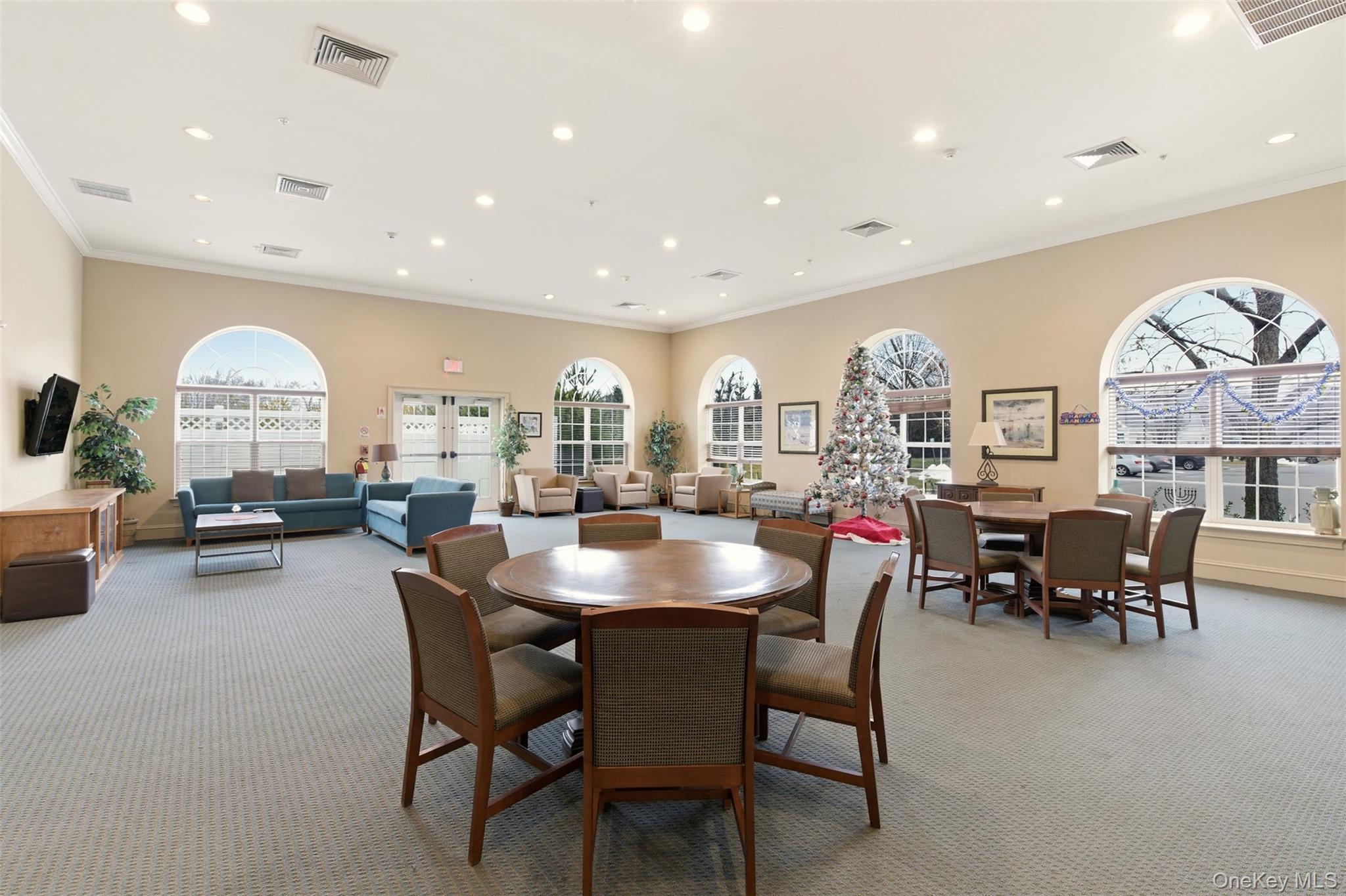 28 Steven Circle Property Photo 37