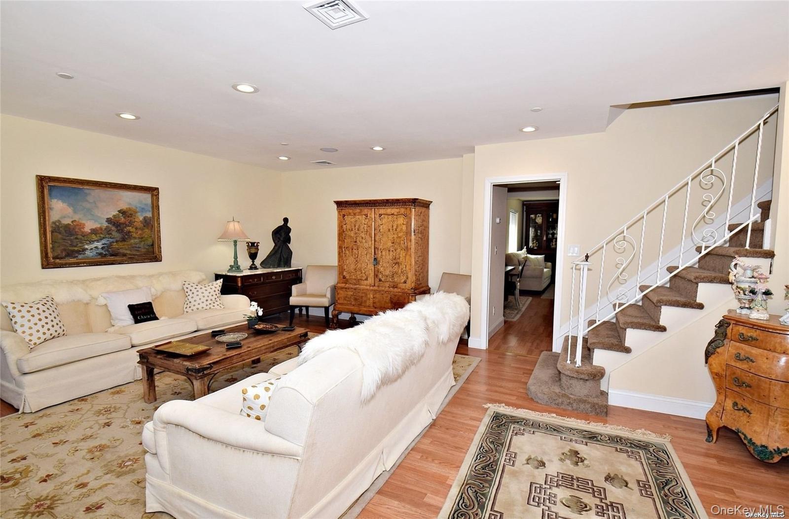 3434 Colony Drive Property Photo 21