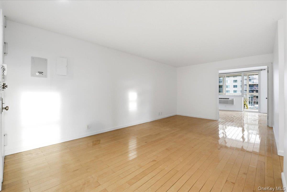 118-17 Union Tpke 16g Property Photo 9