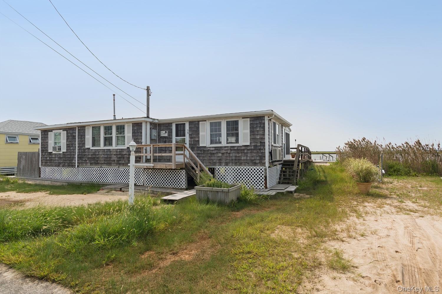 39 Point Road Property Photo 2