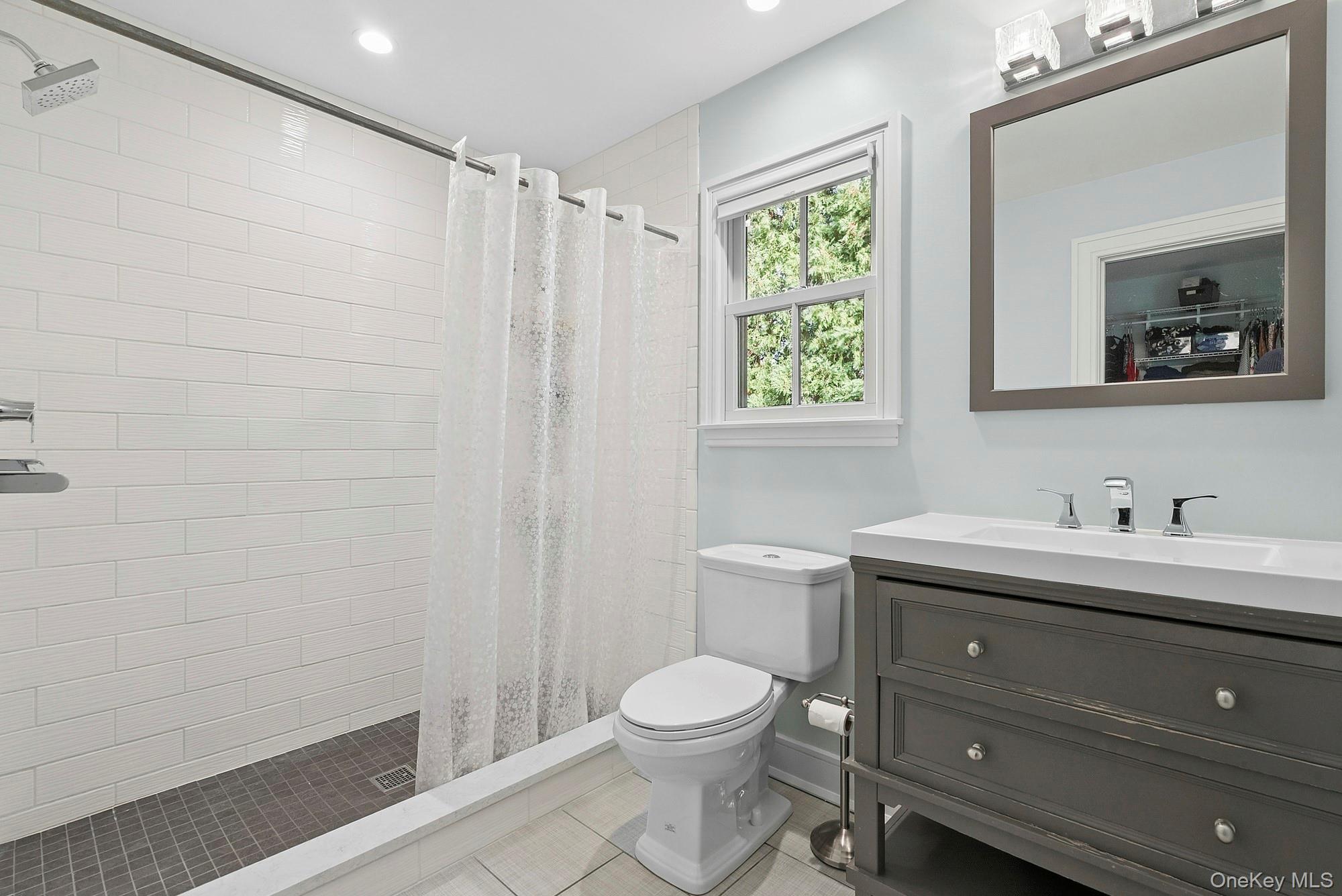 37 Maryland Boulevard Property Photo 11