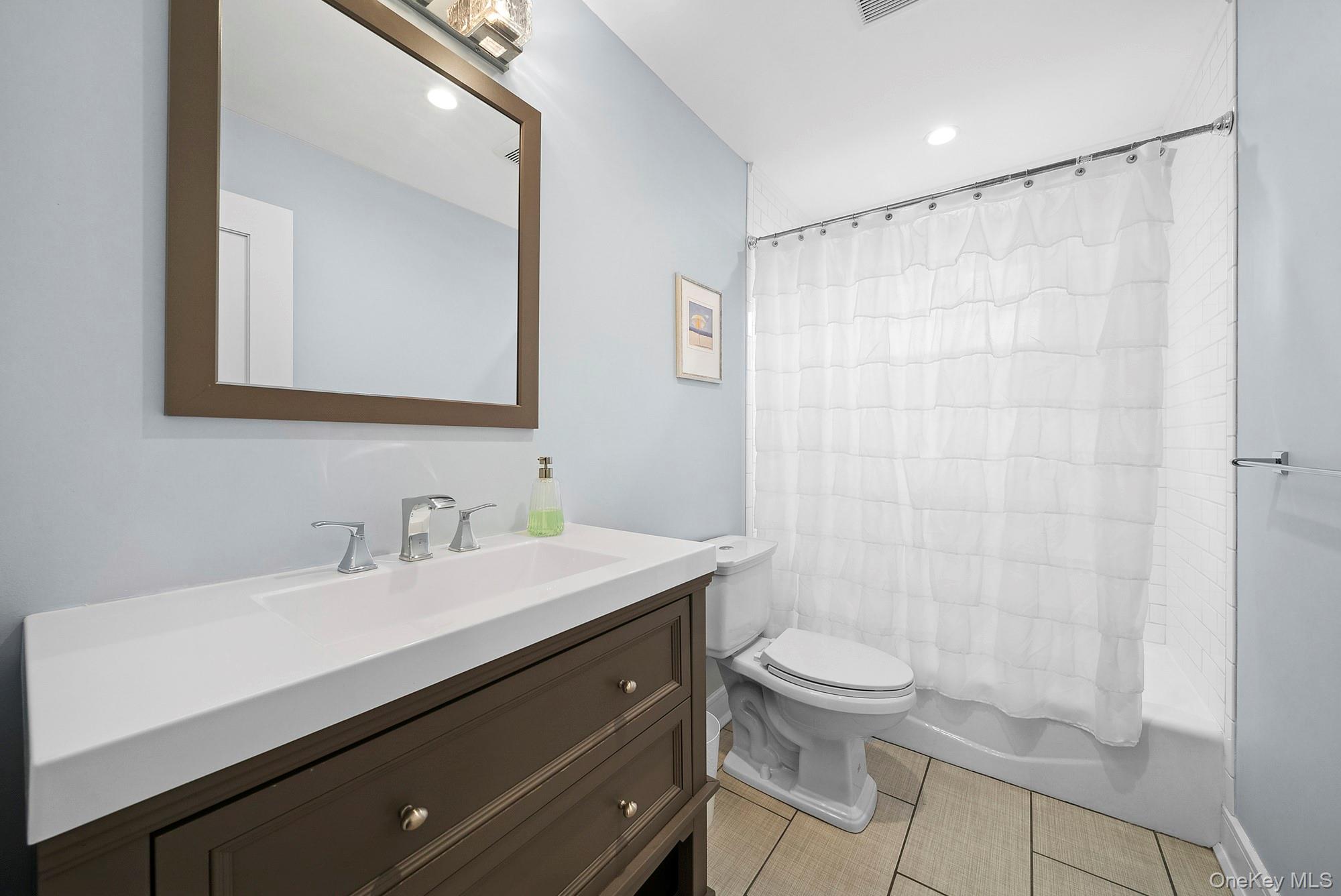 37 Maryland Boulevard Property Photo 17