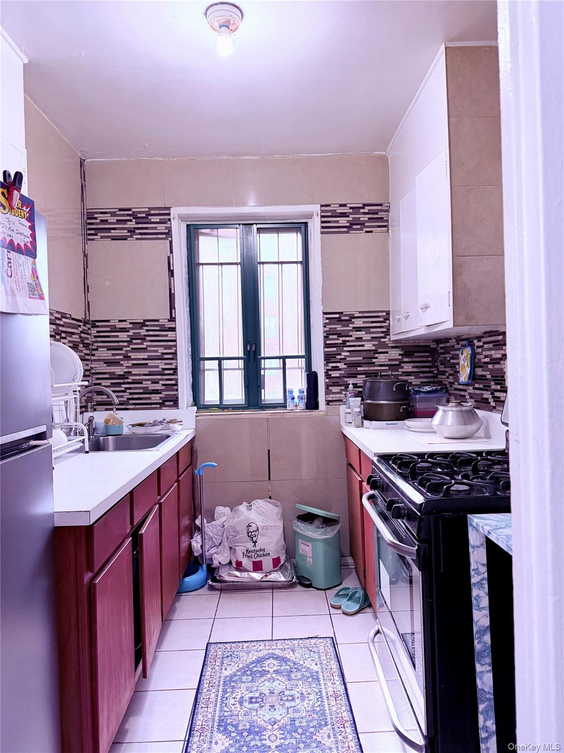 2053 McGraw Avenue 4E Property Photo 1