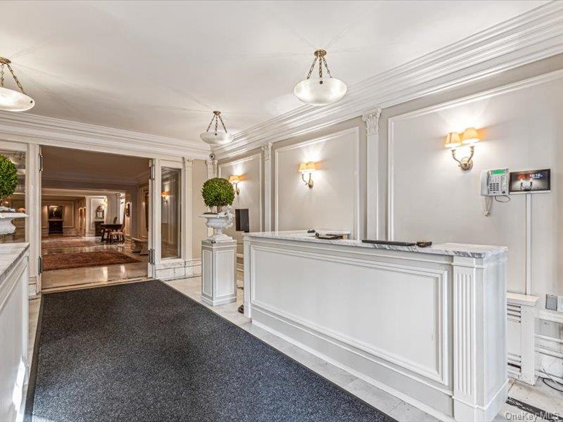 815 Park Avenue Ph3 Property Photo 19