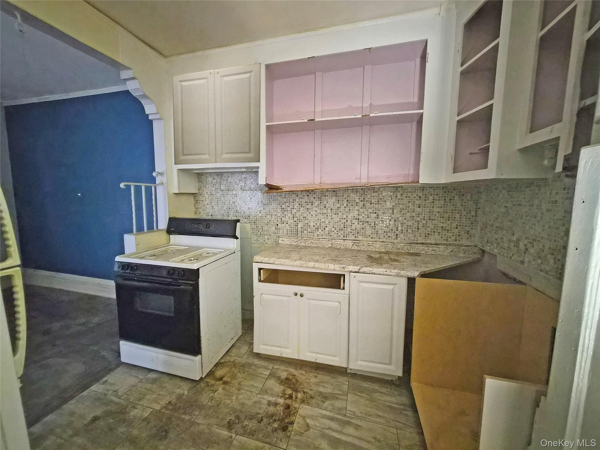 411 Winthrop Street Property Photo 4