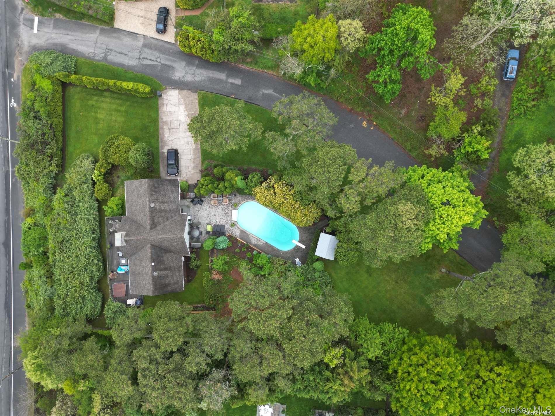 2 W Hillover Road Property Photo 13
