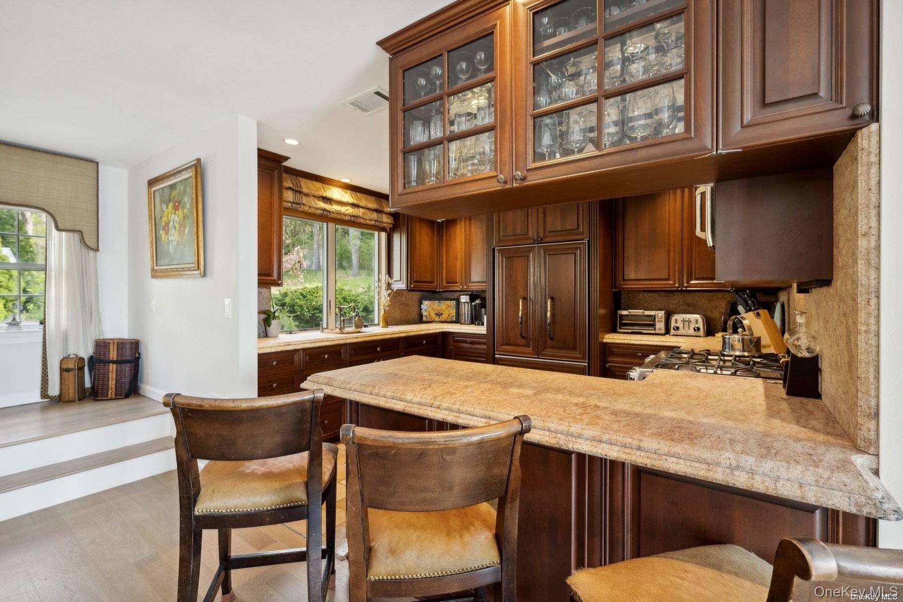 2 W Hillover Road Property Photo 14