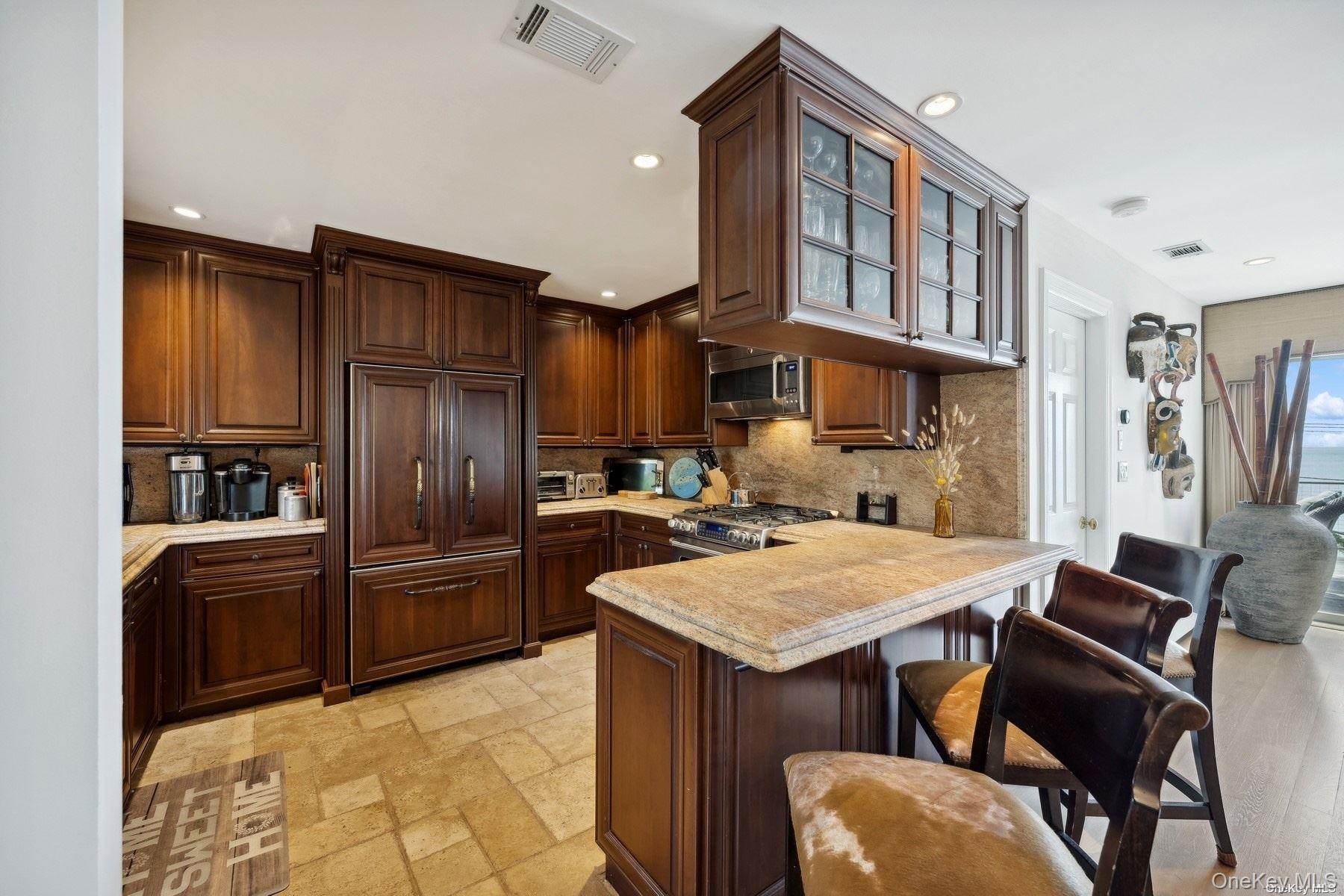 2 W Hillover Road Property Photo 15