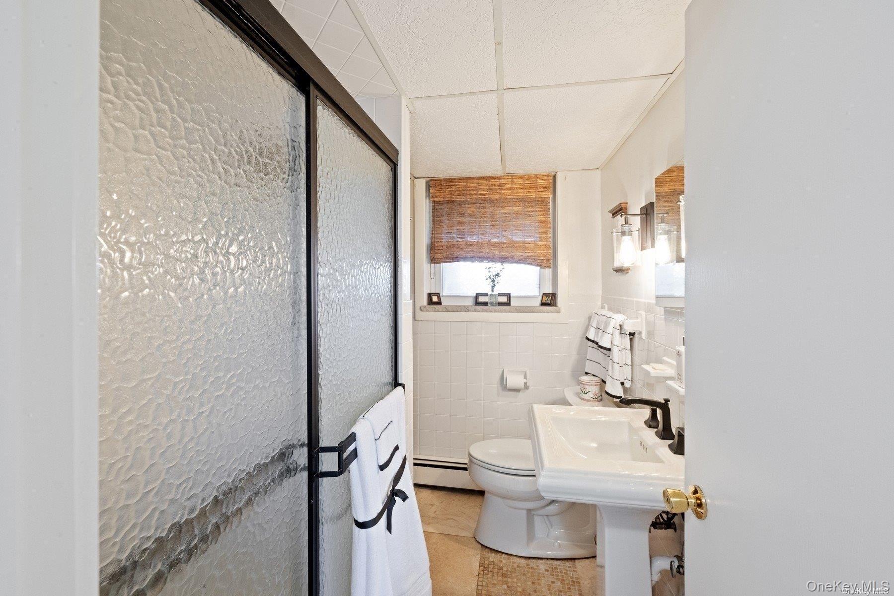2 W Hillover Road Property Photo 23