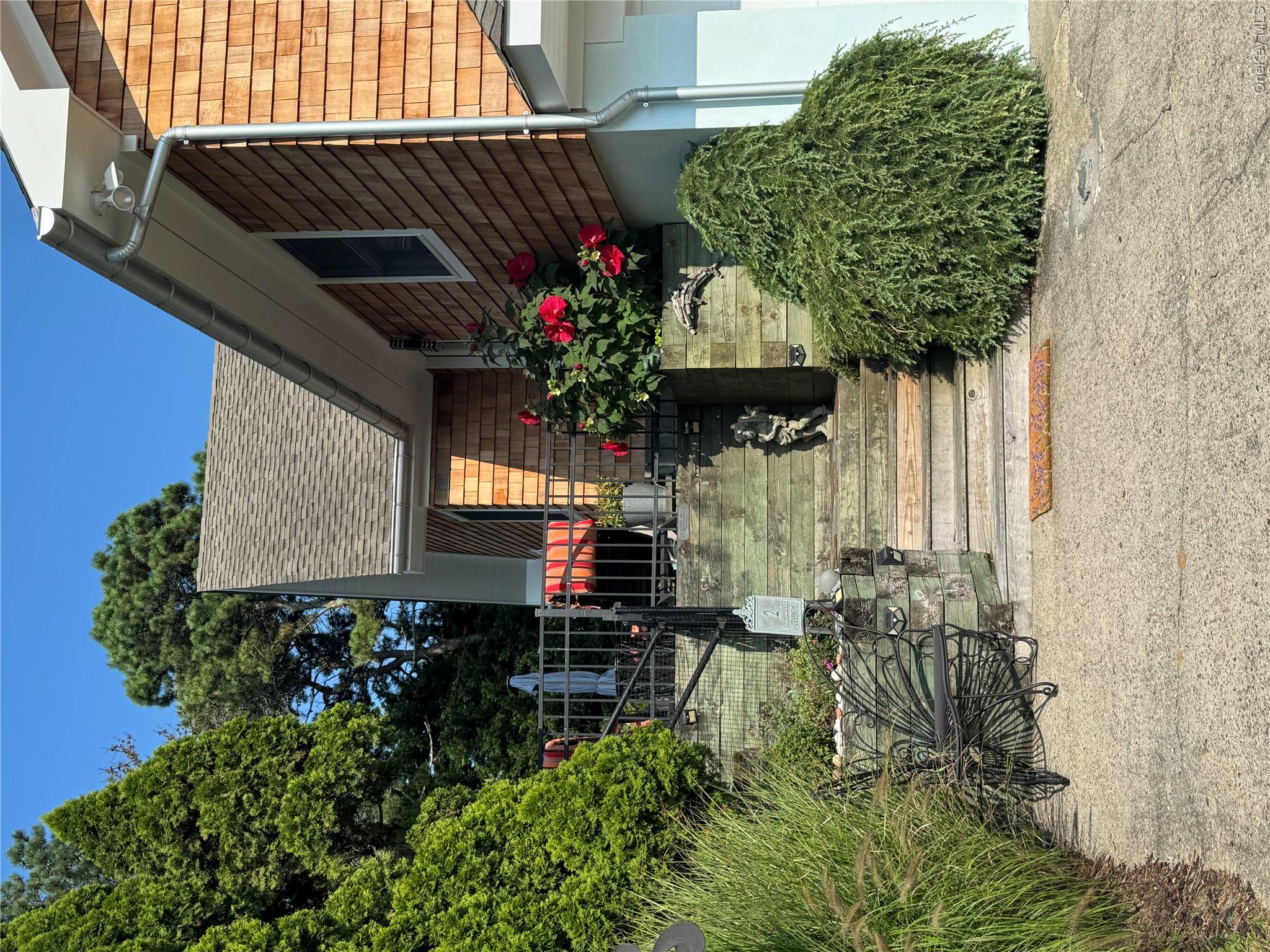 2 W Hillover Road Property Photo 42