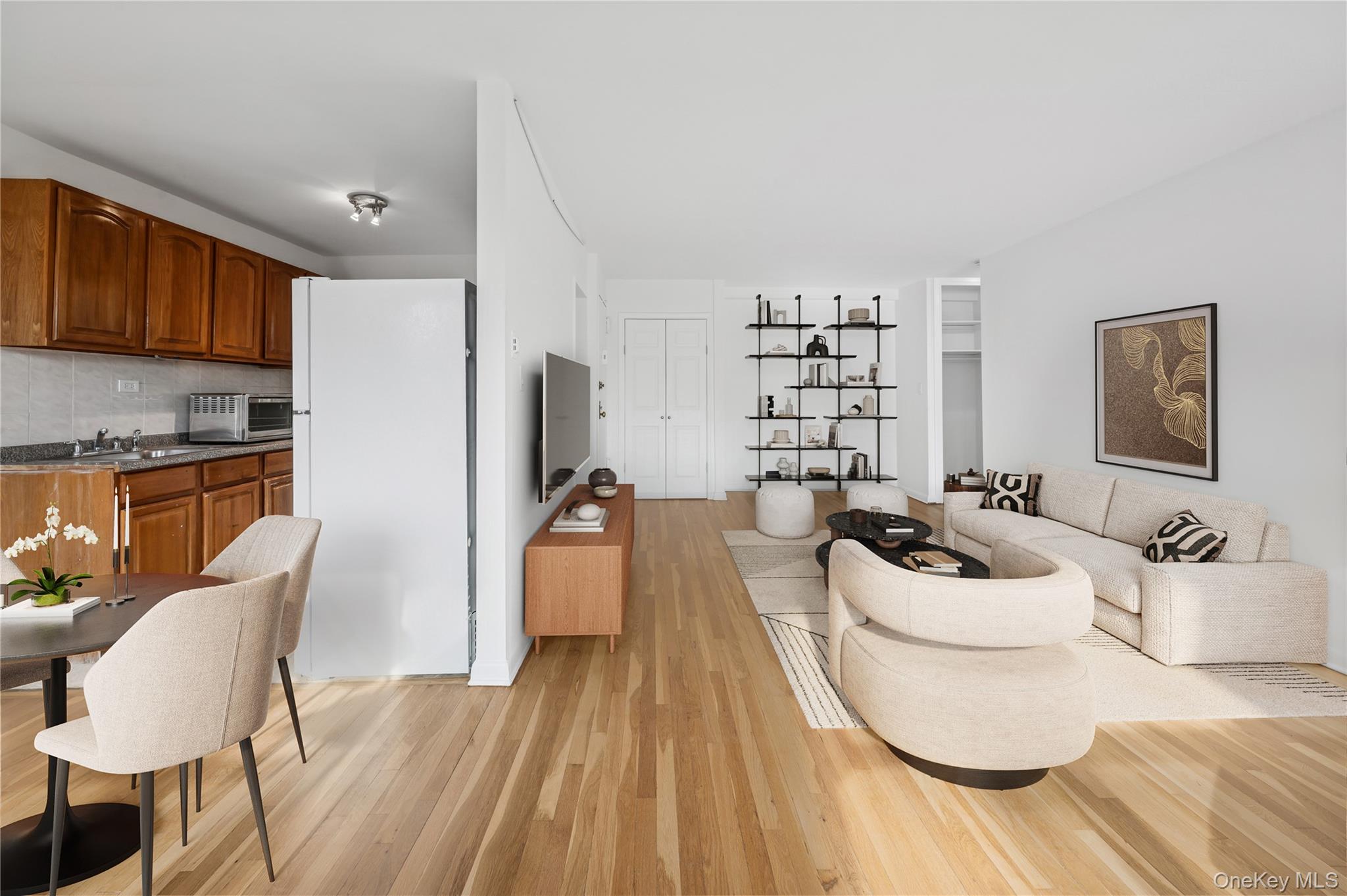5730 Mosholu Avenue 5f Property Photo 4