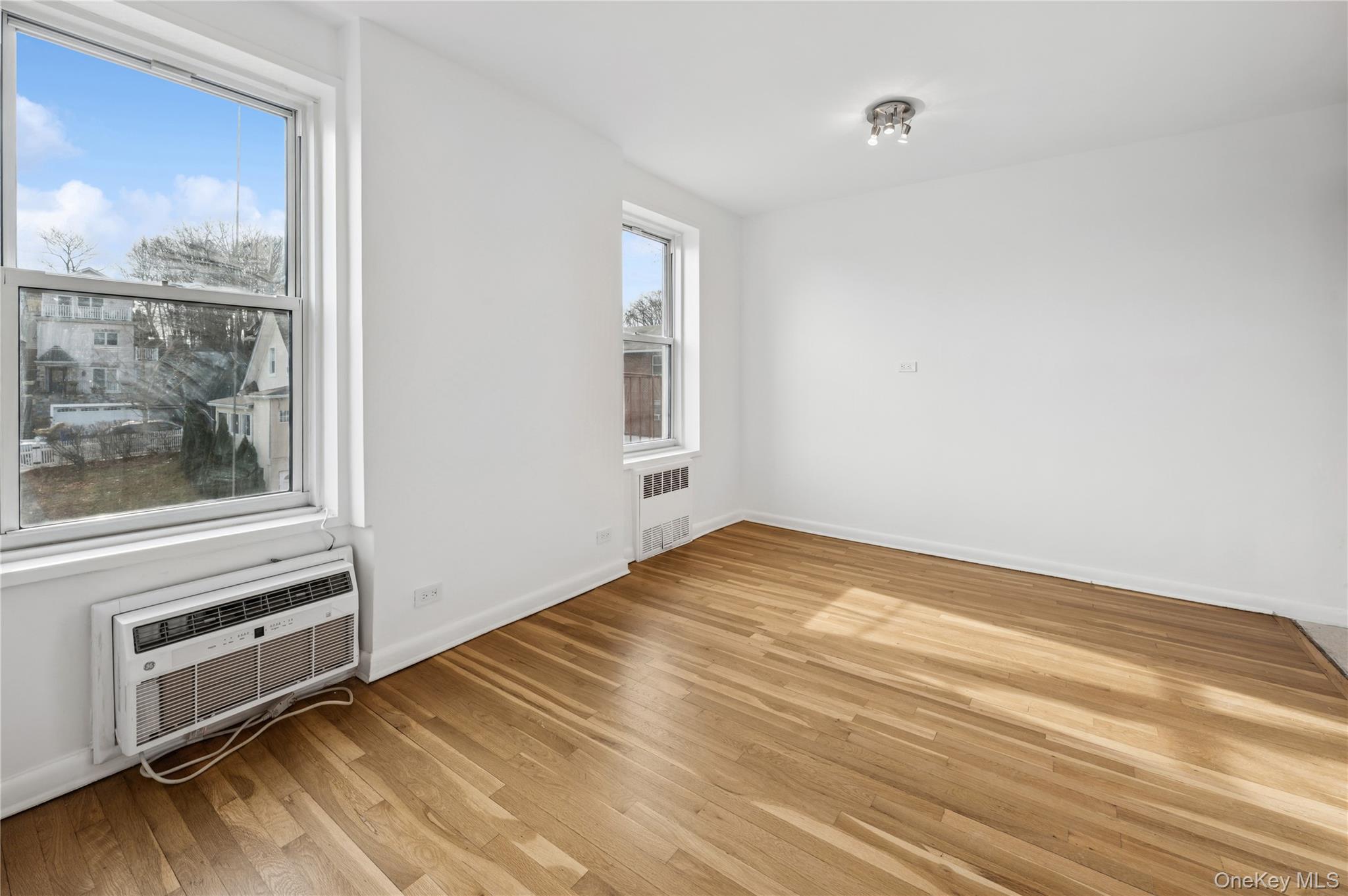 5730 Mosholu Avenue 5f Property Photo 7
