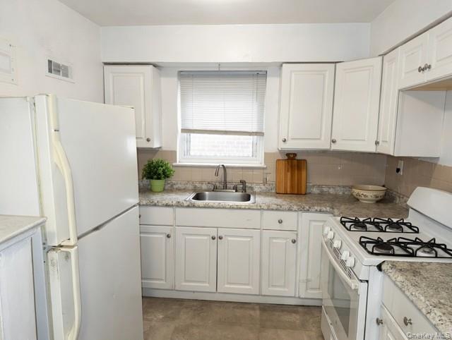 2832 Harding Avenue Property Photo 6