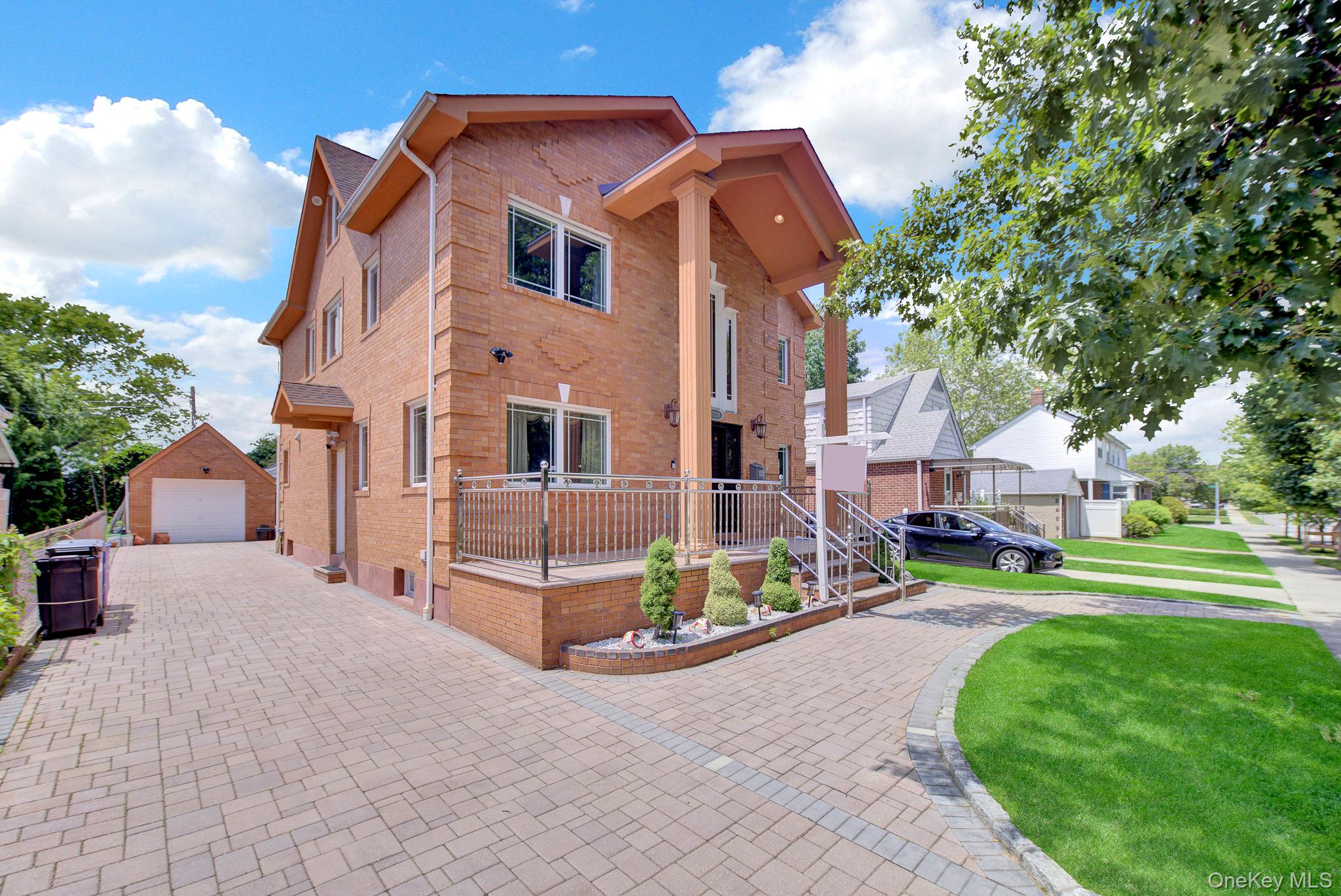 8220 250th Street Property Photo 4