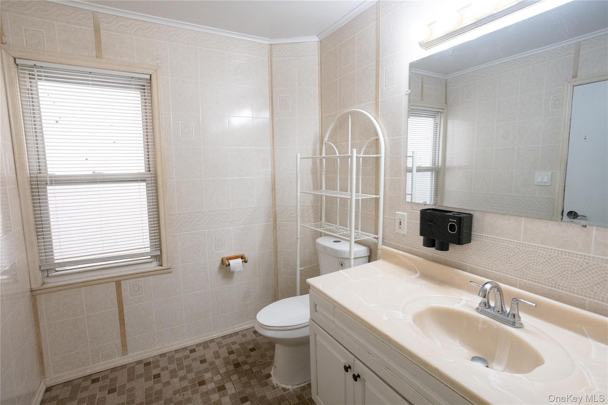 43-18 214th Place Property Photo 10