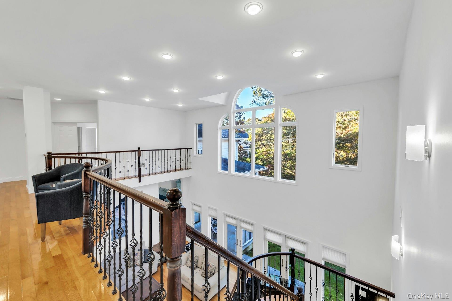 10 Bay Woods Drive Property Photo 34