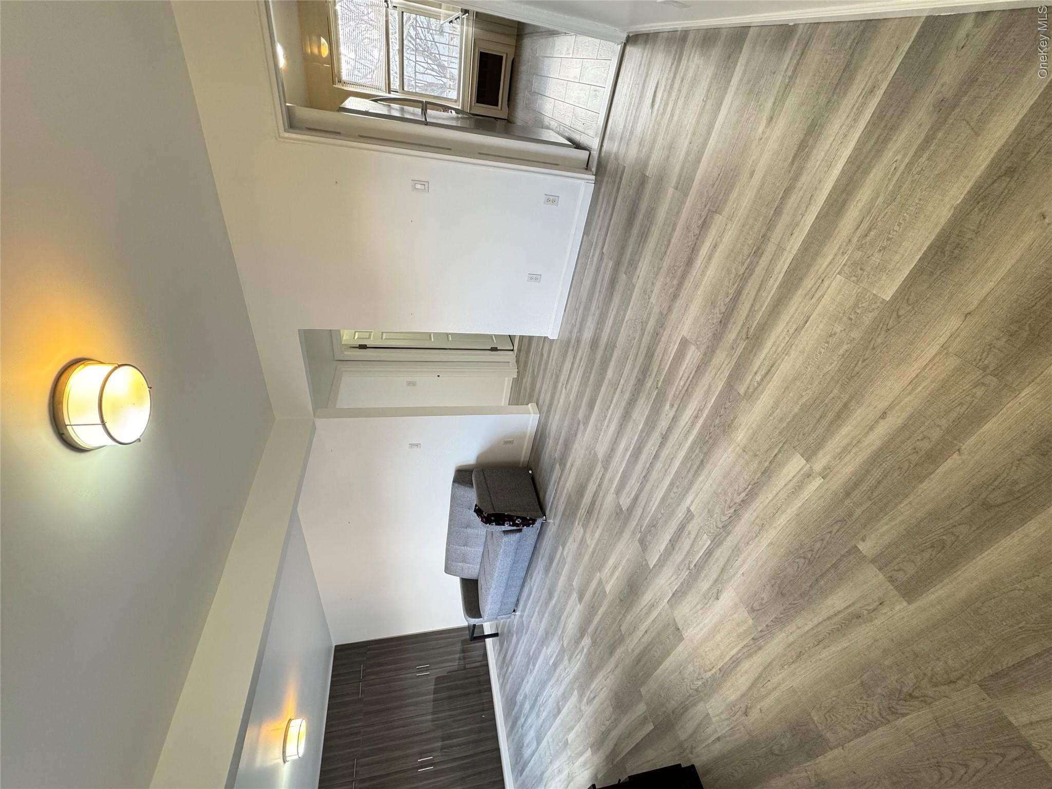 68-09 138th Street 2b Property Photo 5