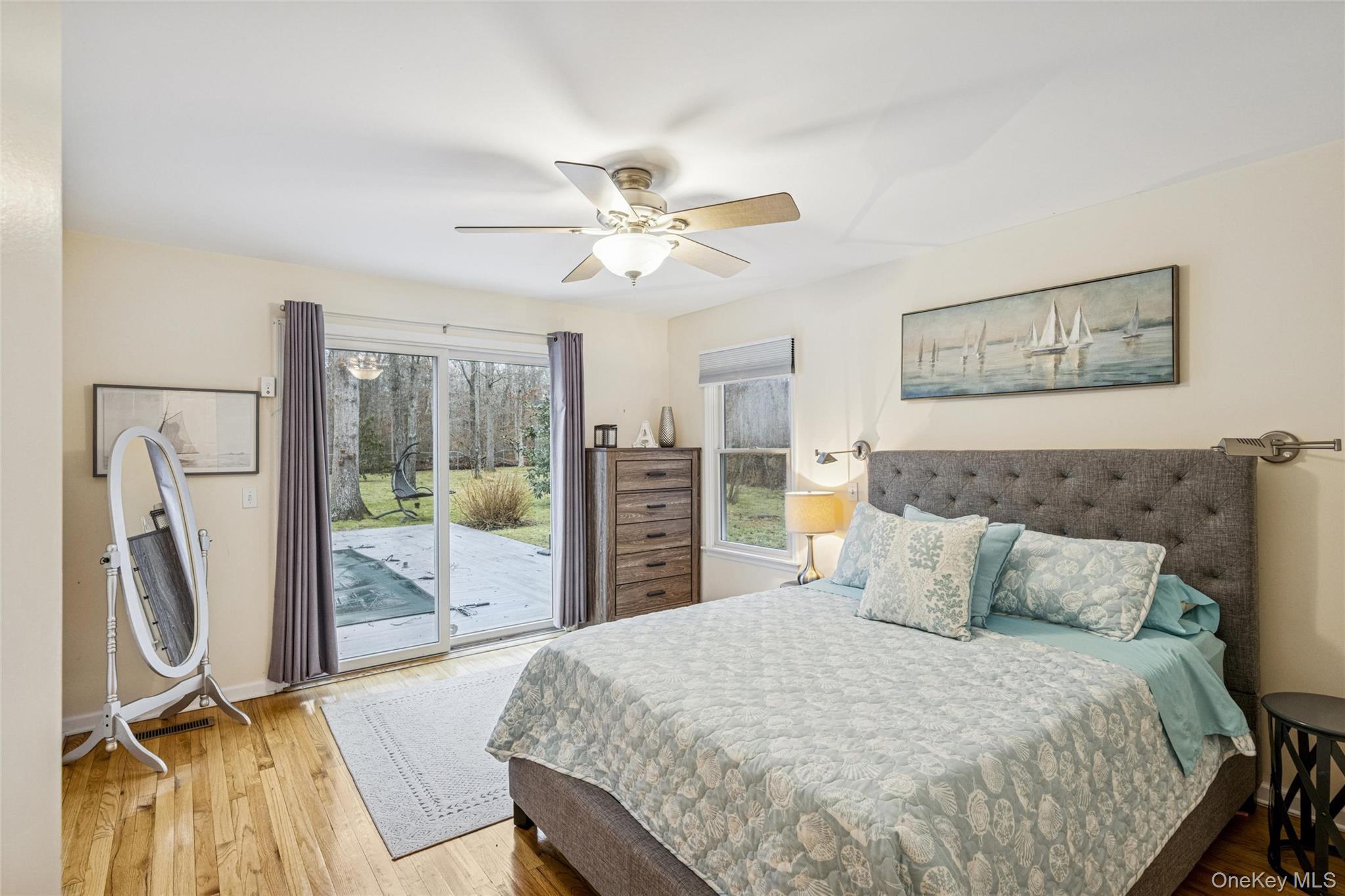 4 The Registry Property Photo 13