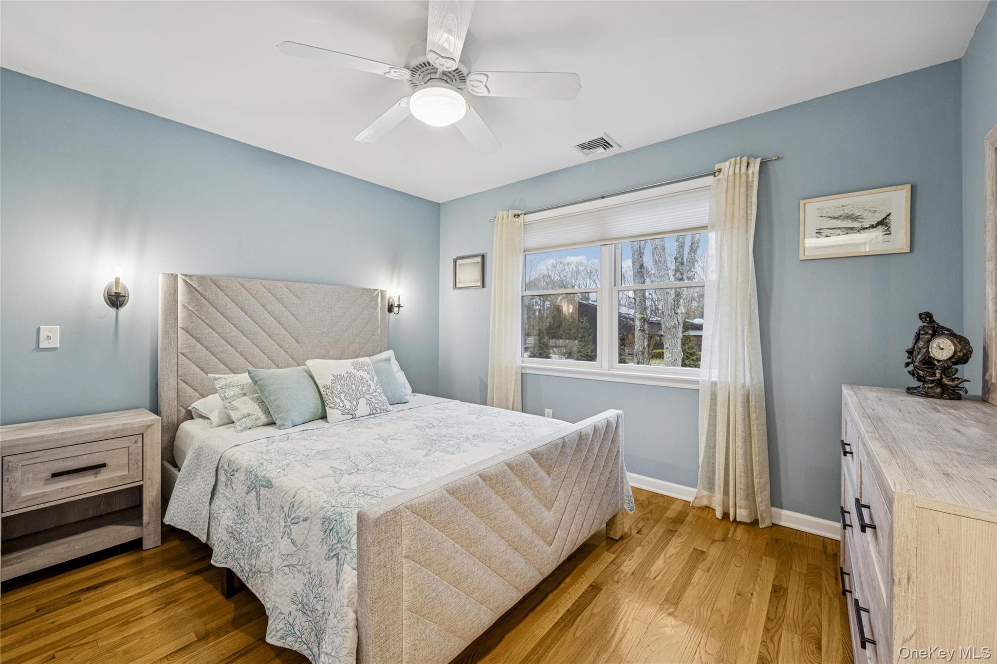4 The Registry Property Photo 24