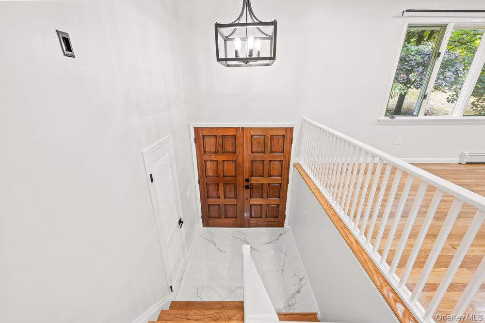 43 Points Of View Property Photo 3