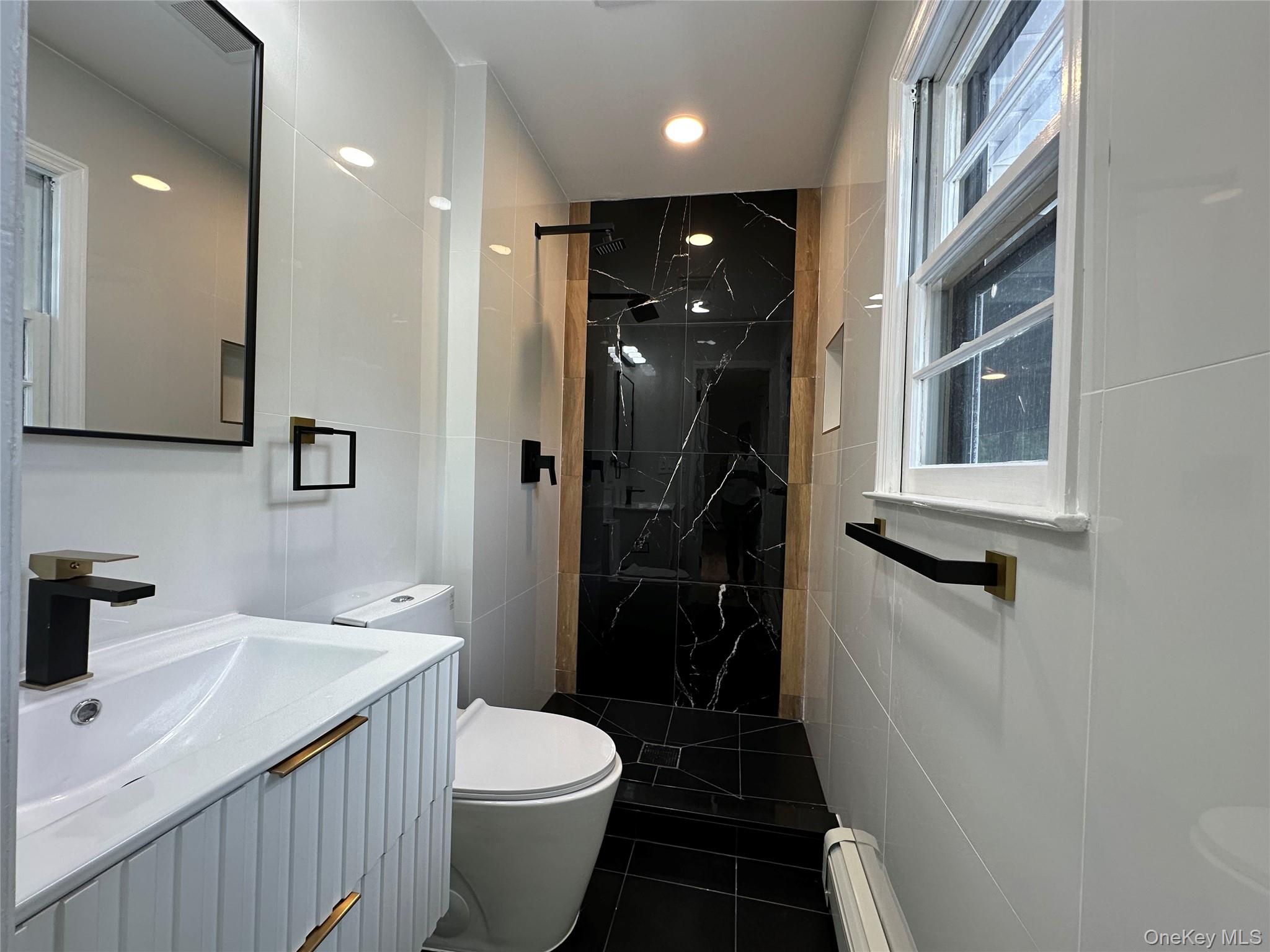 43 Points Of View Property Photo 17