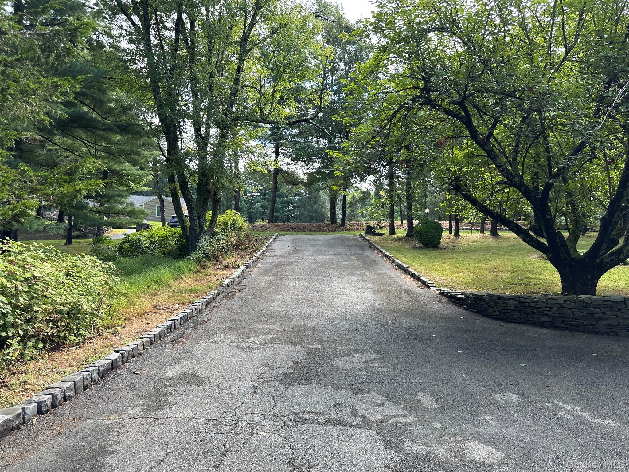 43 Points Of View Property Photo 21