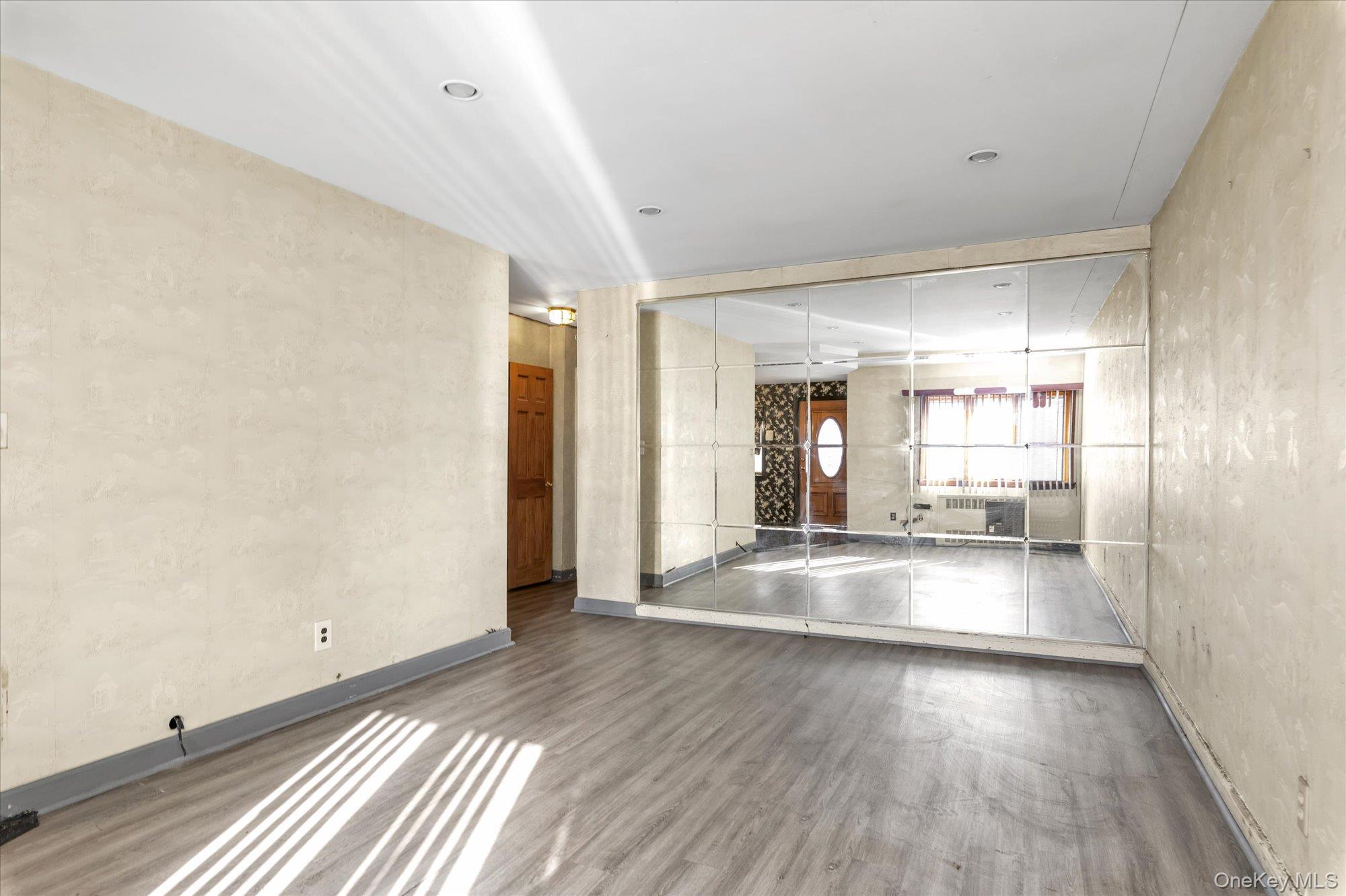 621 Avenue Y Property Photo 7