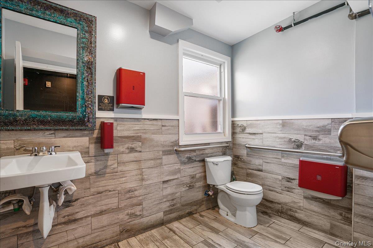 132 Main Street Property Photo 15