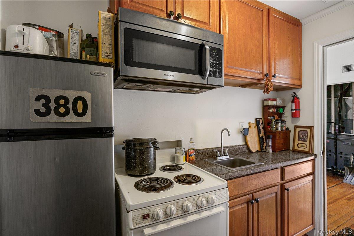 132 Main Street Property Photo 29