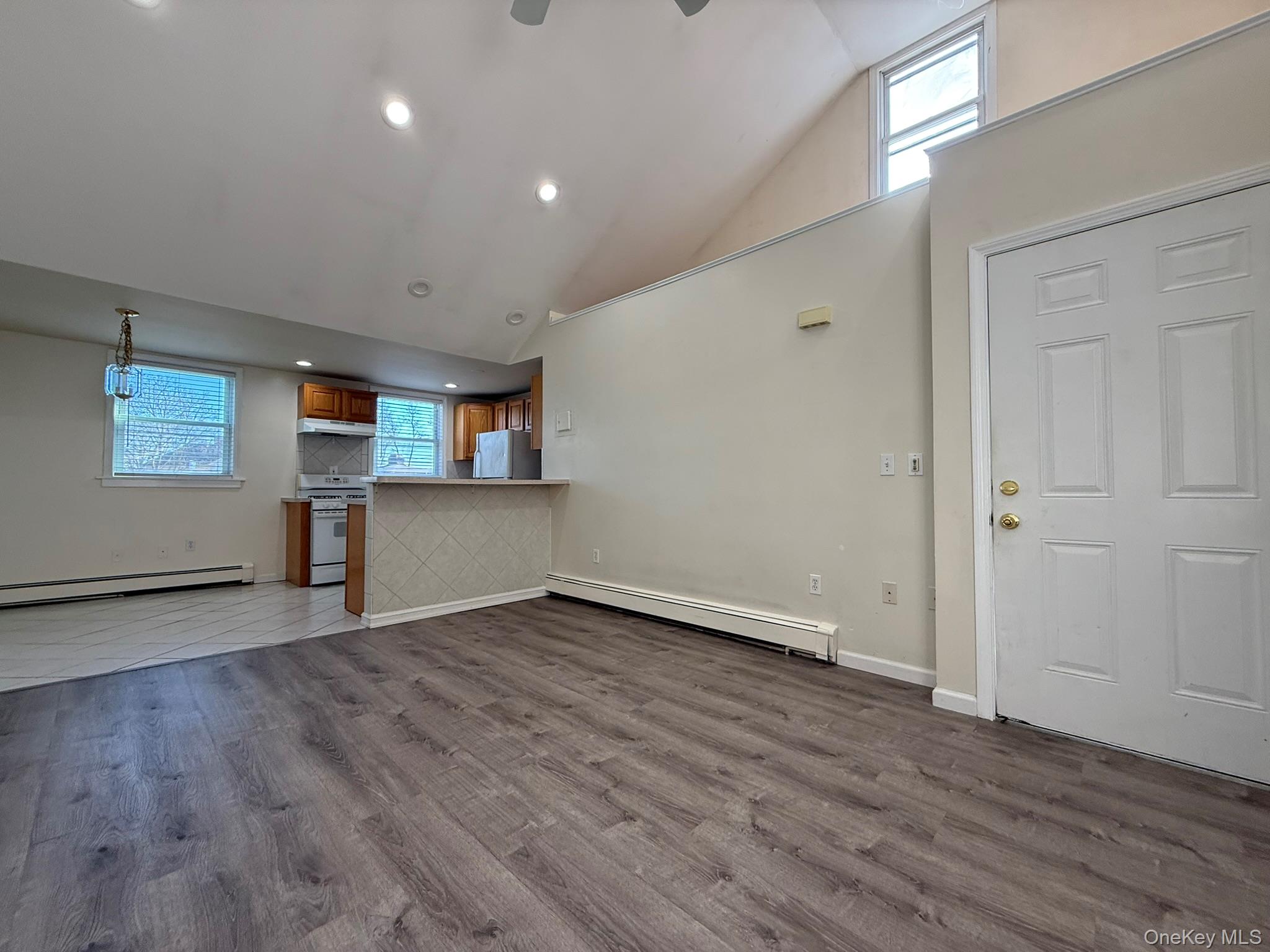 51 Schneider Avenue 2a Property Photo 3