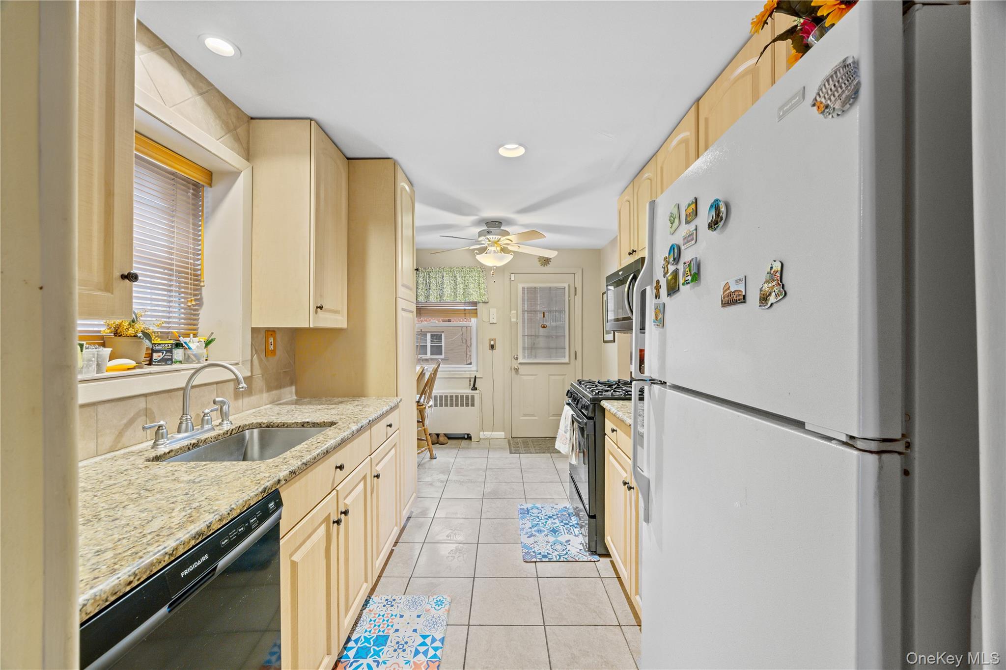 2004 Bogart Avenue Property Photo 11