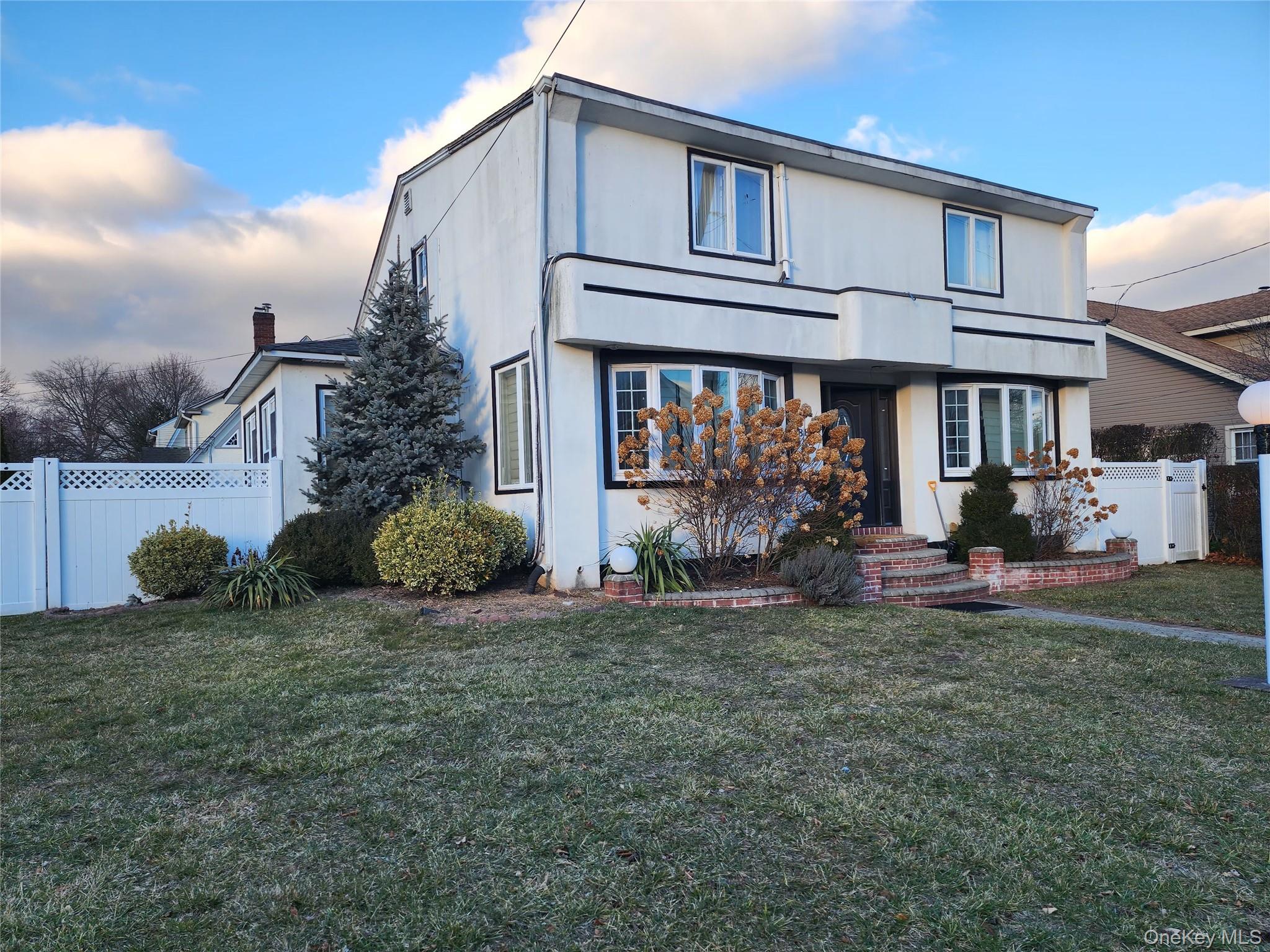 883 Mckenna Avenue Property Photo 5